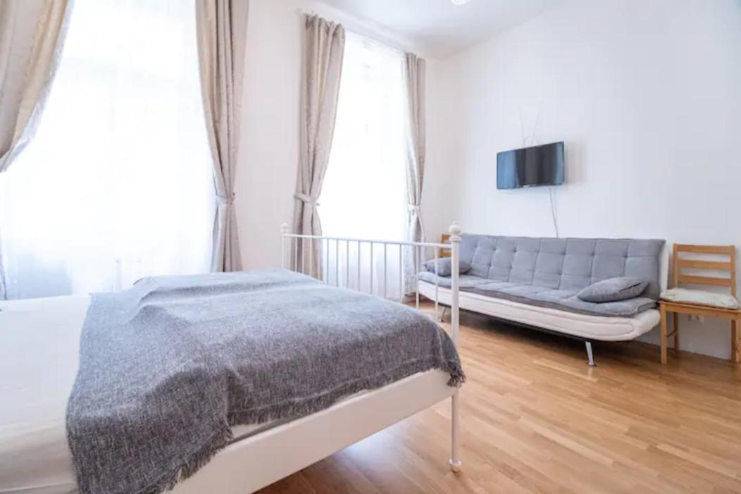 Favorite Apartment In The Center Of Prague 1 Kültér fotó