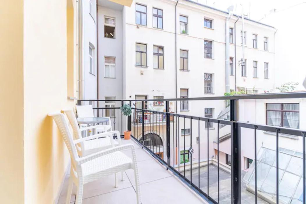 Favorite Apartment In The Center Of Prague 1 Kültér fotó